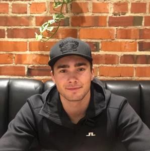 Meet your Posher, Connor